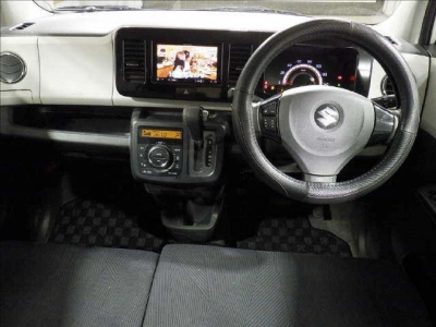SUZUKI MRWAGON