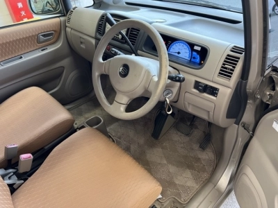 SUZUKI MRWAGON