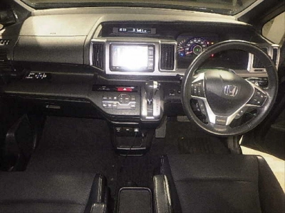 HONDA STEPWGN SPADA