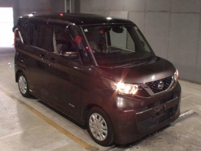 NISSAN ROOX
