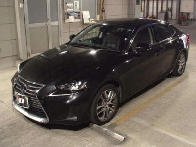 LEXUS IS