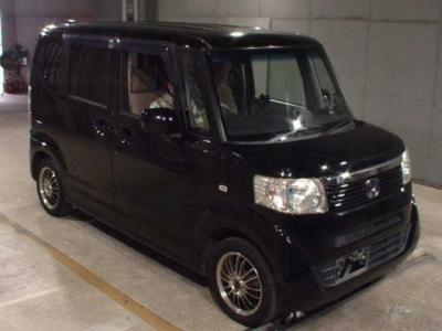 HONDA N BOX +