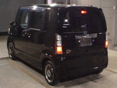 HONDA N BOX +