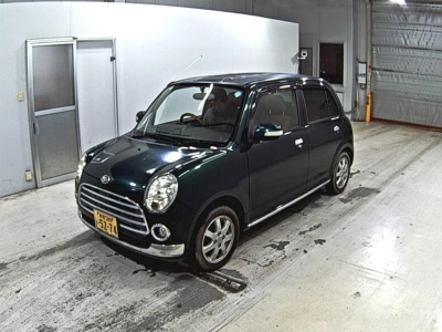 DAIHATSU MOVE LATTE