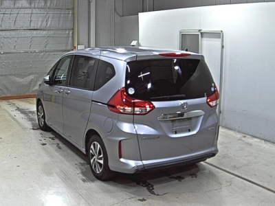 HONDA FREED + HYBRID