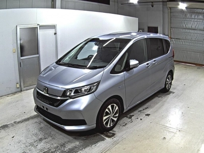 HONDA FREED + HYBRID