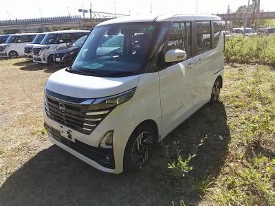 NISSAN ROOX