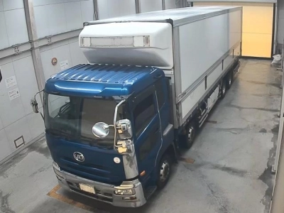 NISSAN UD