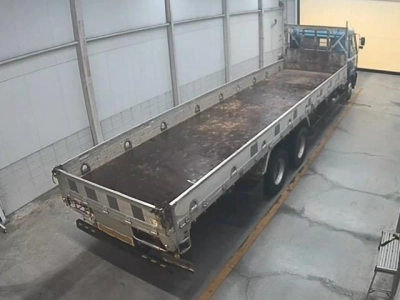 NISSAN UD