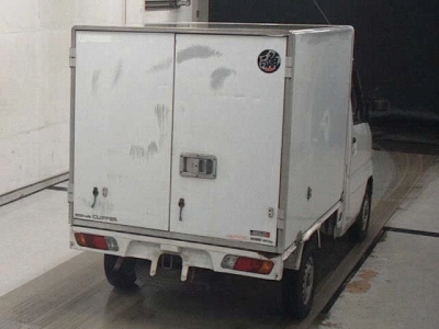 NISSAN CLIPPER