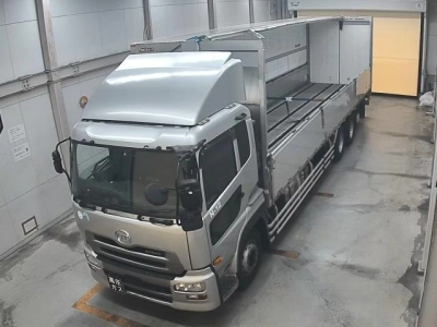 NISSAN UD