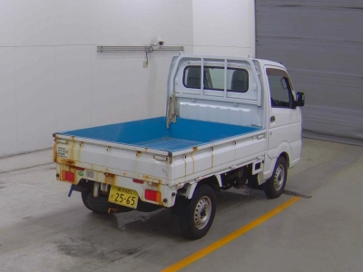 NISSAN NT100 CLIPPER