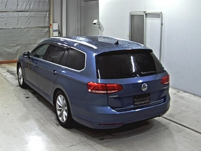 VOLKSWAGEN PASSAT VARIANT