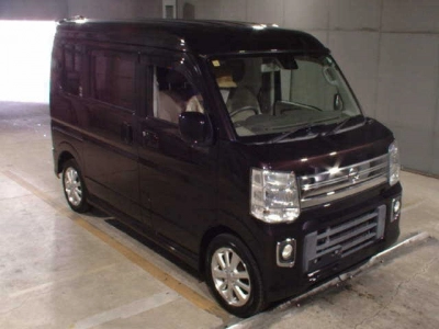 NISSAN NV100 CLIPPER RIO
