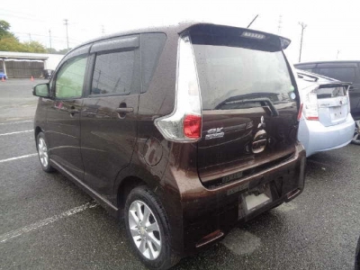 MITSUBISHI EK CUSTOM