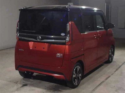 NISSAN ROOX