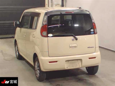 SUZUKI MRWAGON