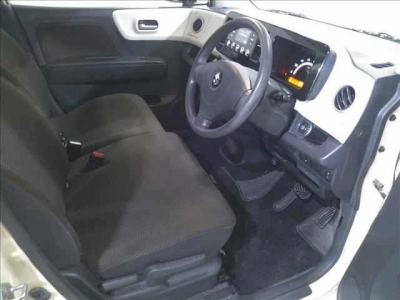 SUZUKI MRWAGON
