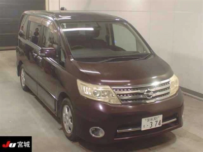NISSAN SERENA