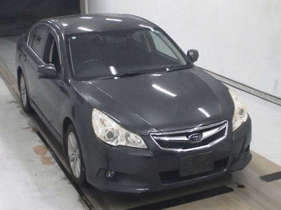 SUBARU LEGACY B4