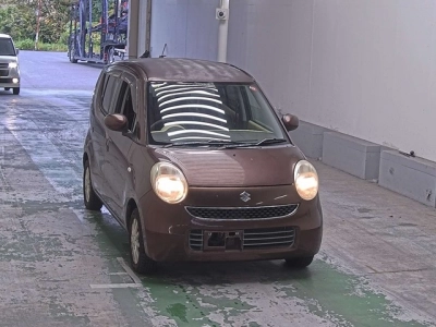 SUZUKI MRWAGON
