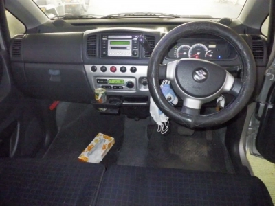 SUZUKI MRWAGON