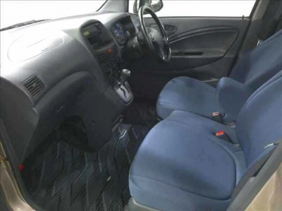DAIHATSU MAX