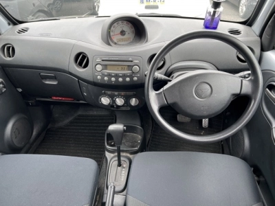 DAIHATSU ESSE