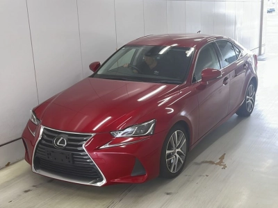 LEXUS IS