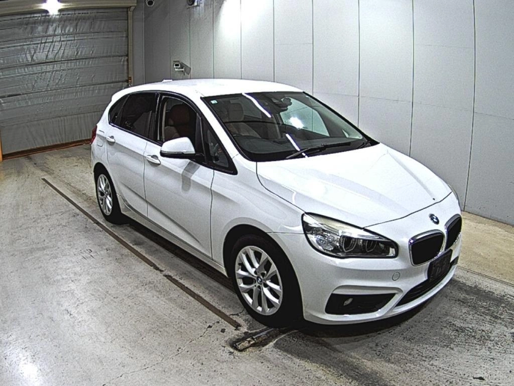 BMW 2 SERIES