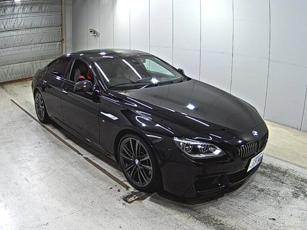 BMW 6 SERIES