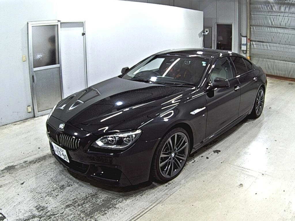 BMW 6 SERIES