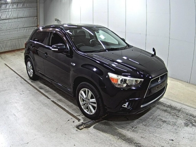 MITSUBISHI RVR