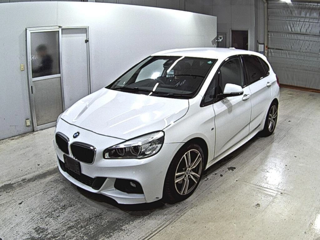 BMW 2 SERIES