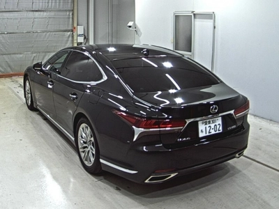 LEXUS LS