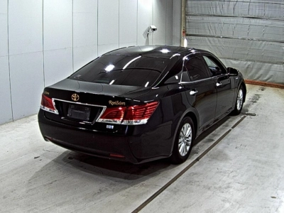 TOYOTA CROWN HYBRID