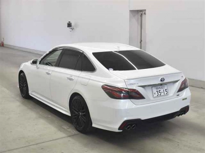 TOYOTA CROWN HYBRID