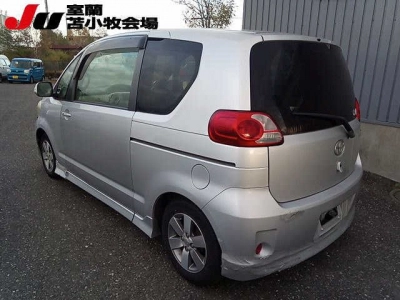 TOYOTA PORTE