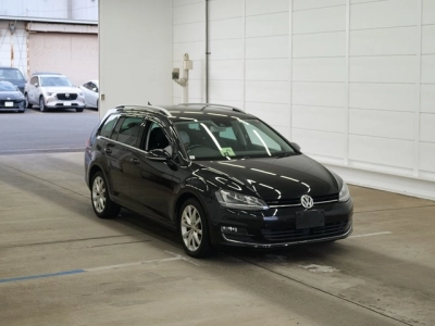 VOLKSWAGEN GOLF VARIANT