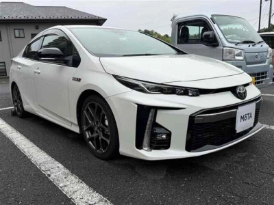 TOYOTA PRIUS PHV