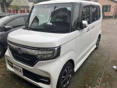 HONDA N BOX CUSTOM