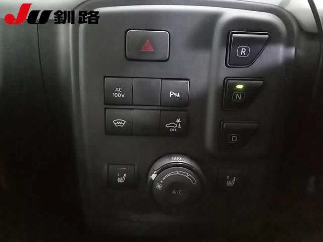 TOYOTA C+POD