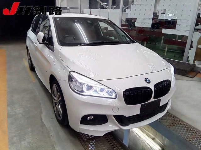 BMW 2 SERIES