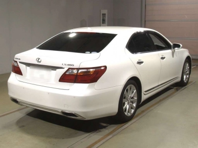 LEXUS LS