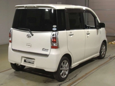 DAIHATSU TANTO EXE
