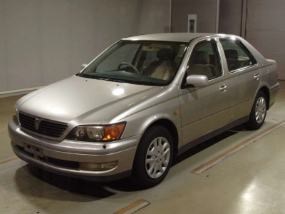 TOYOTA VISTA