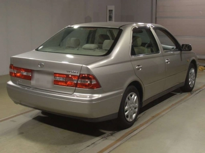 TOYOTA VISTA