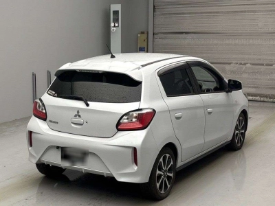 MITSUBISHI MIRAGE