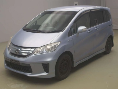 HONDA FREED HYBRID