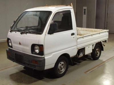 MITSUBISHI MINICAB TRUCK
